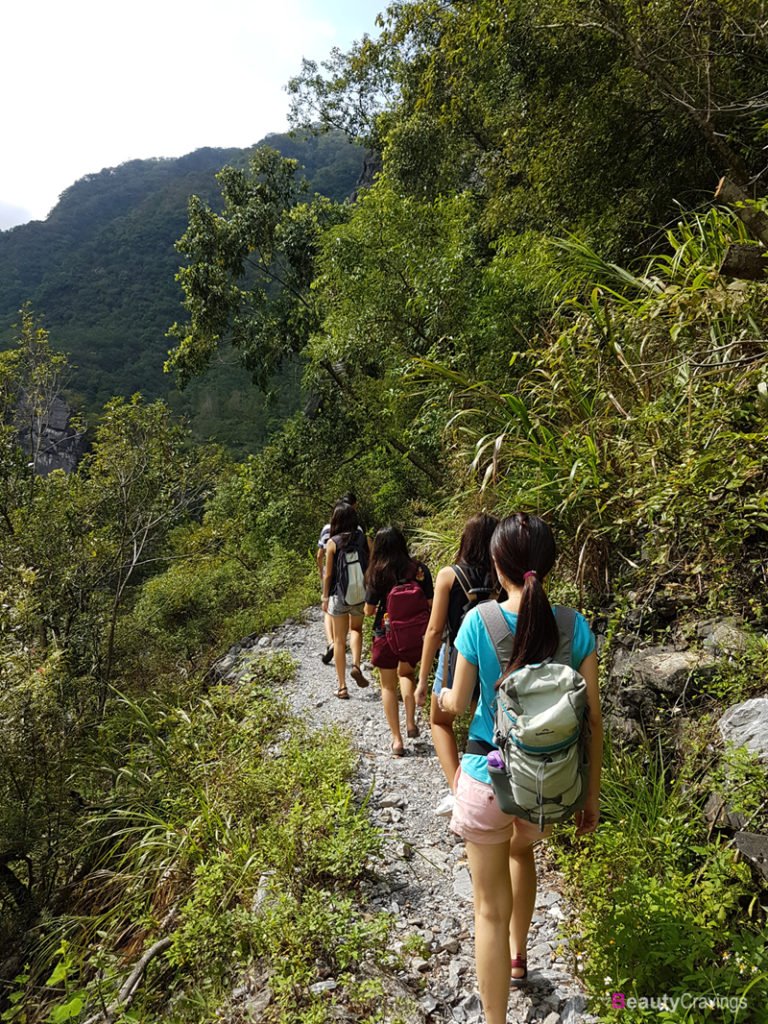 Lushui Trail