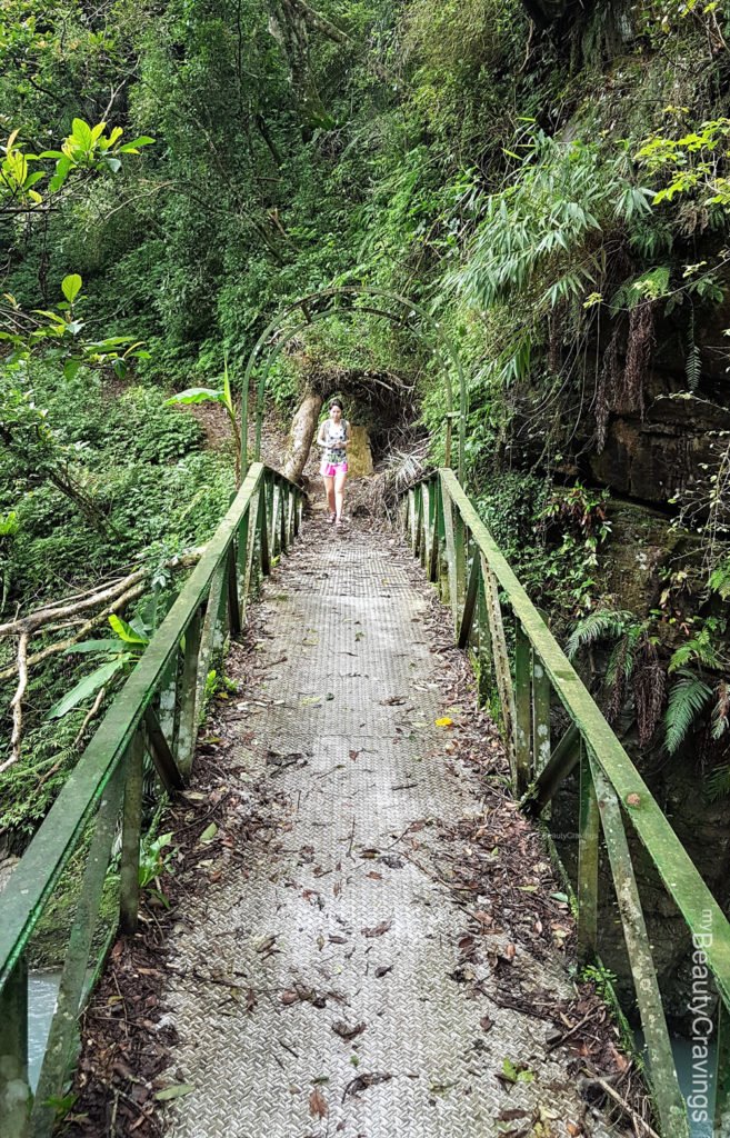 Yuemeikeng Falls