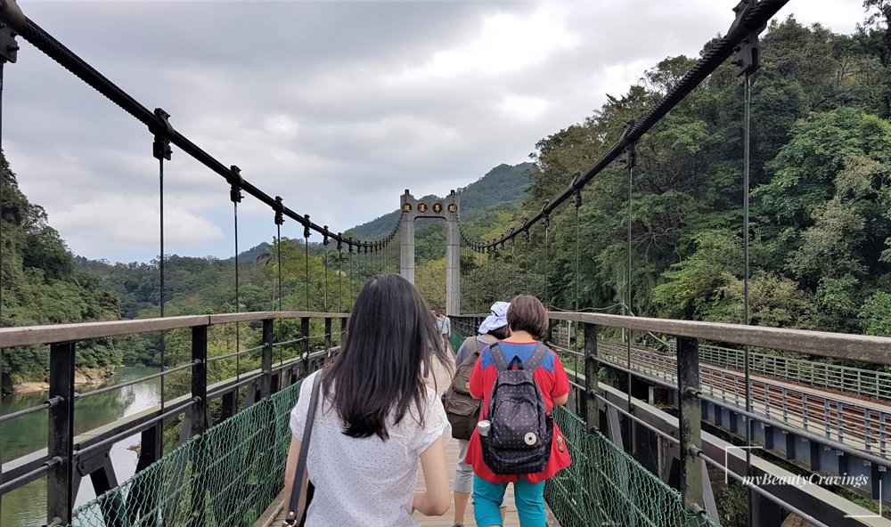 Shifen Waterfall