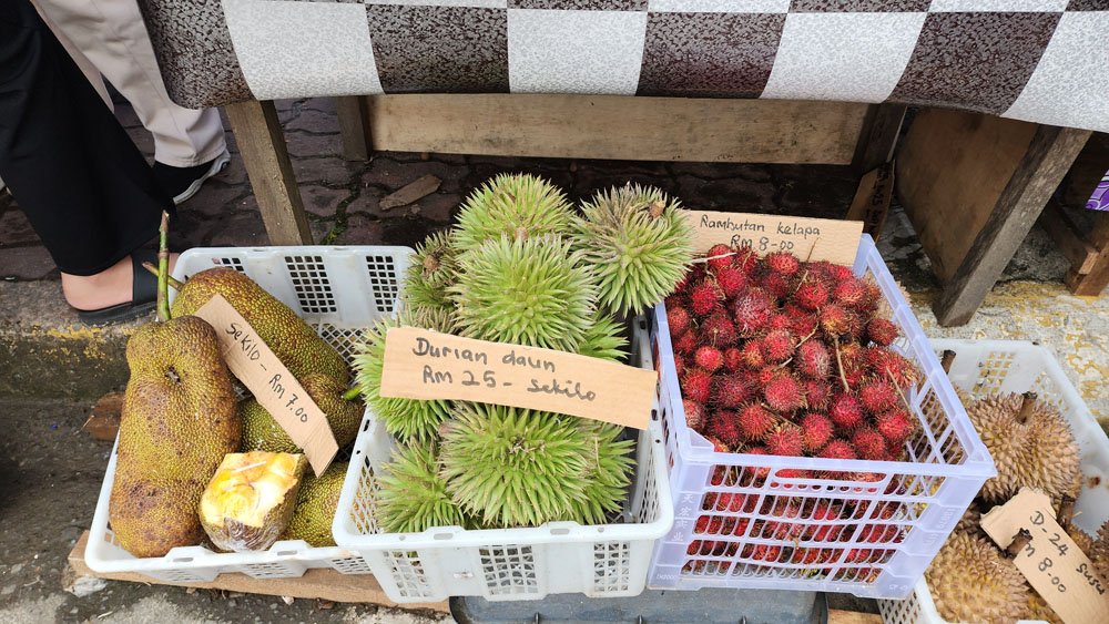 Pekan Nabalu Weekly Market 