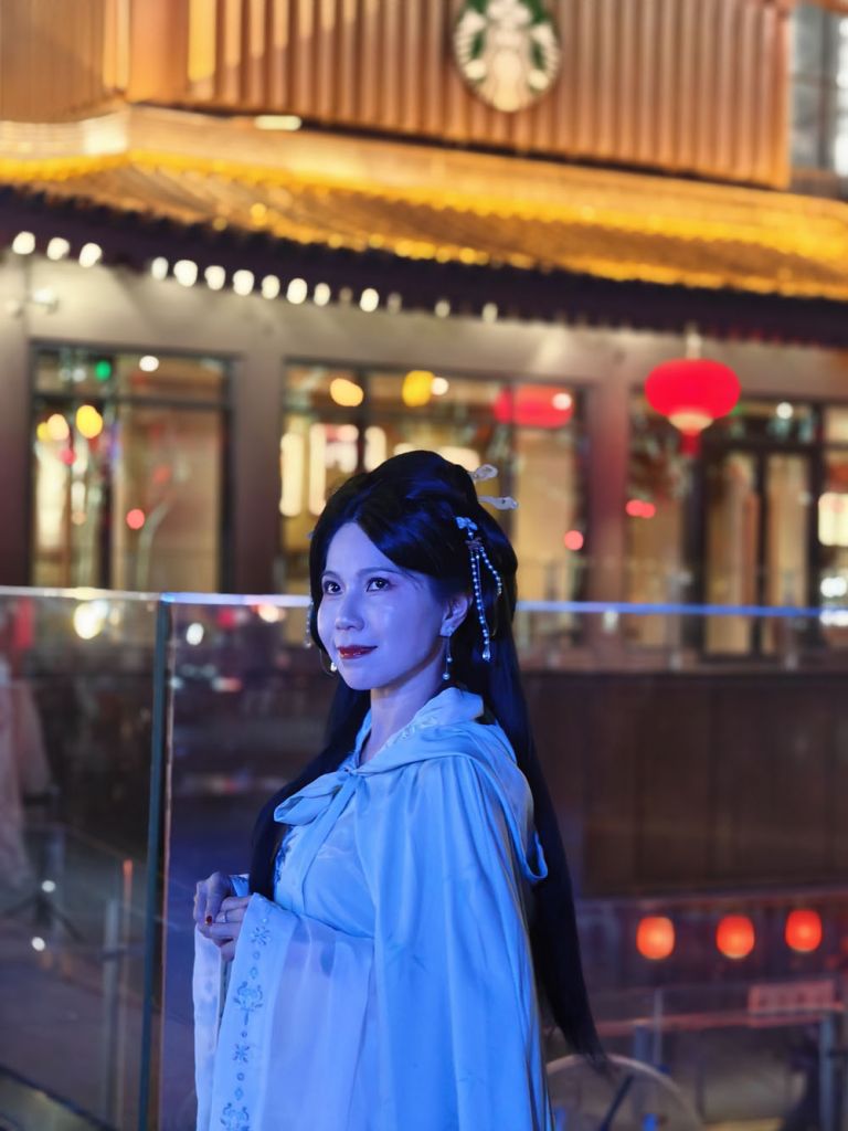 Hanfu experience (Traditional costume) in China 