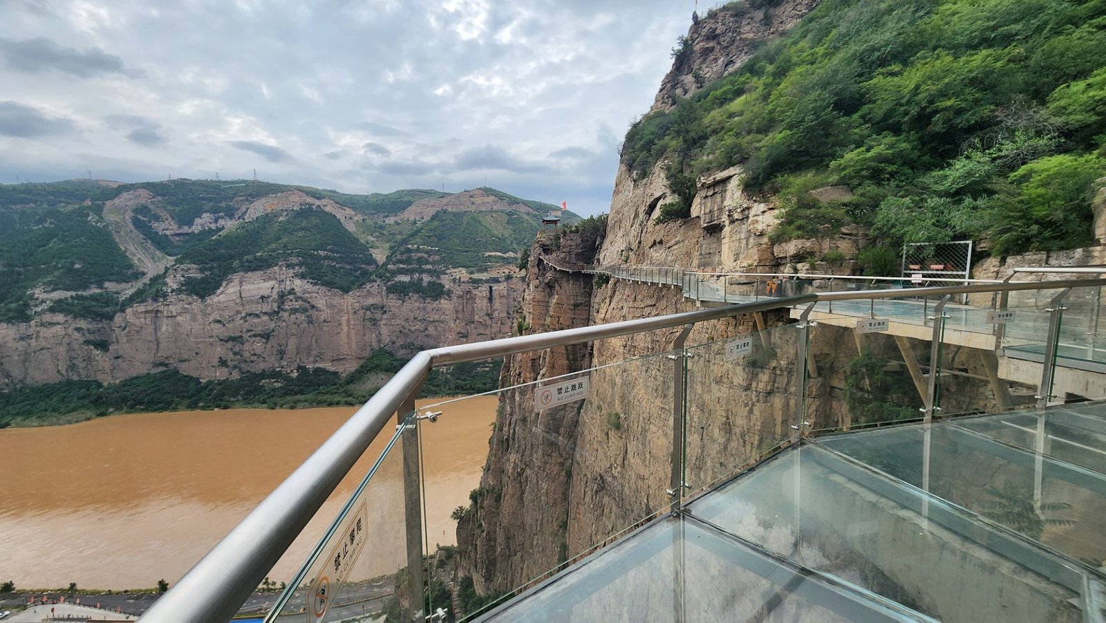 Glass Plank Road Yellow River