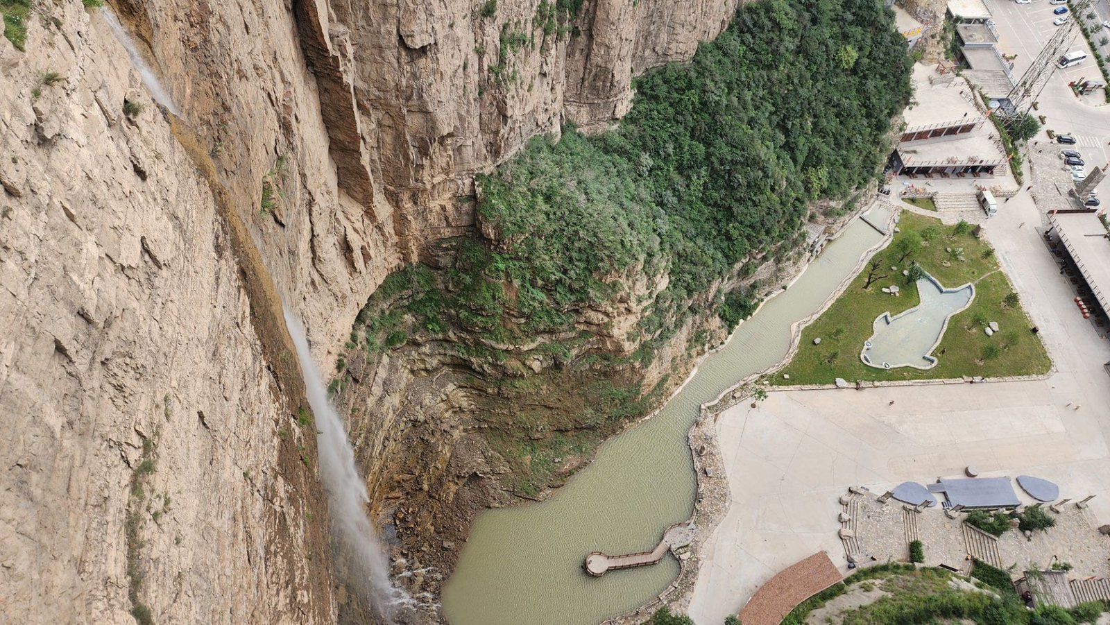 Great Ladder Cliff of Yellow River