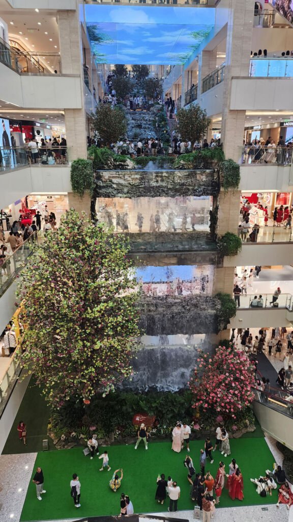 Xi'an shopping mall - SAGA mall