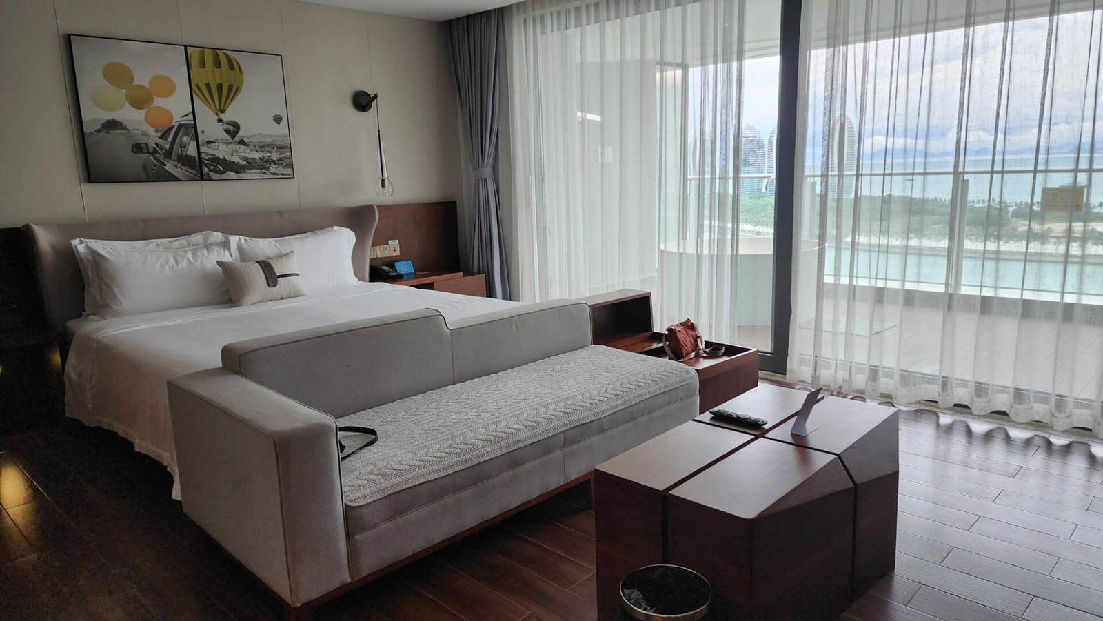 Sanya Central Coast Hotel