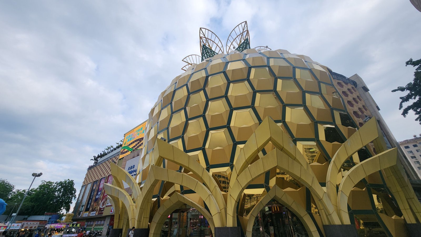 Sanya Datonghai Shopping Centre
