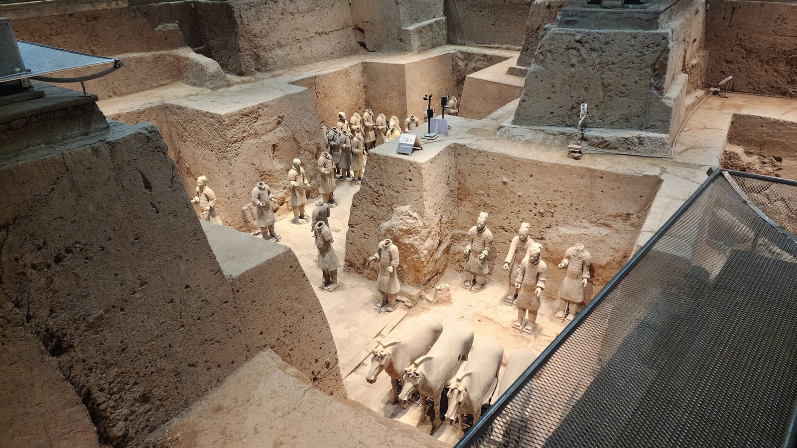 Terracotta army museum Pit 3