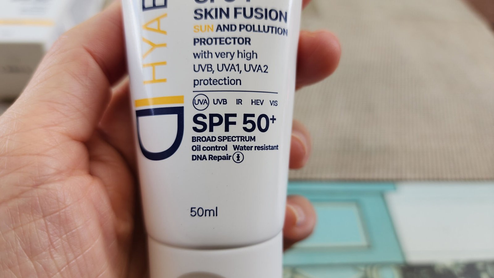 Hyaestic SF64 Skin Fusion Sun and pollution SPF50+