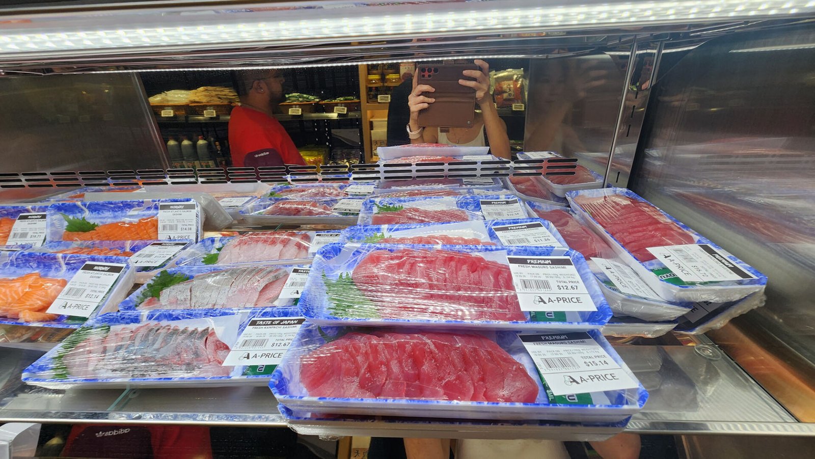 A-Price outlet Singapore